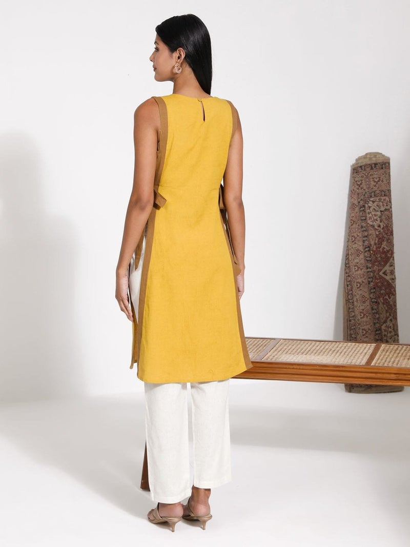 PRASHA WOMEN'S TIE UP DETAIL KURTA WITH COTTON PANT SET - Image 3