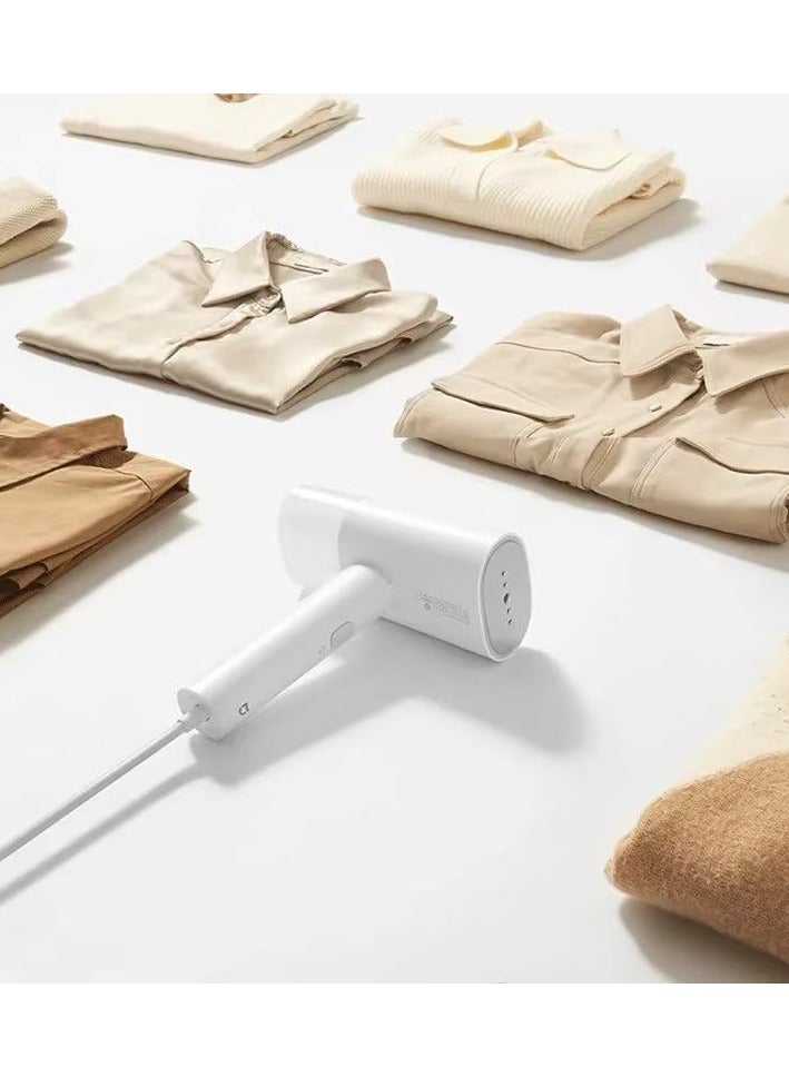 Xiaomi Handheld Garment Steamer 160ml 1300W – Fast Heating, Portable, Multi-Position Use, Safe for All Fabrics, Overheat Protection, Integrated Brush, Ideal for Home & Travel – White (BHR8271UK) 160 ml 1300 W BHR8271UK White - Image 3