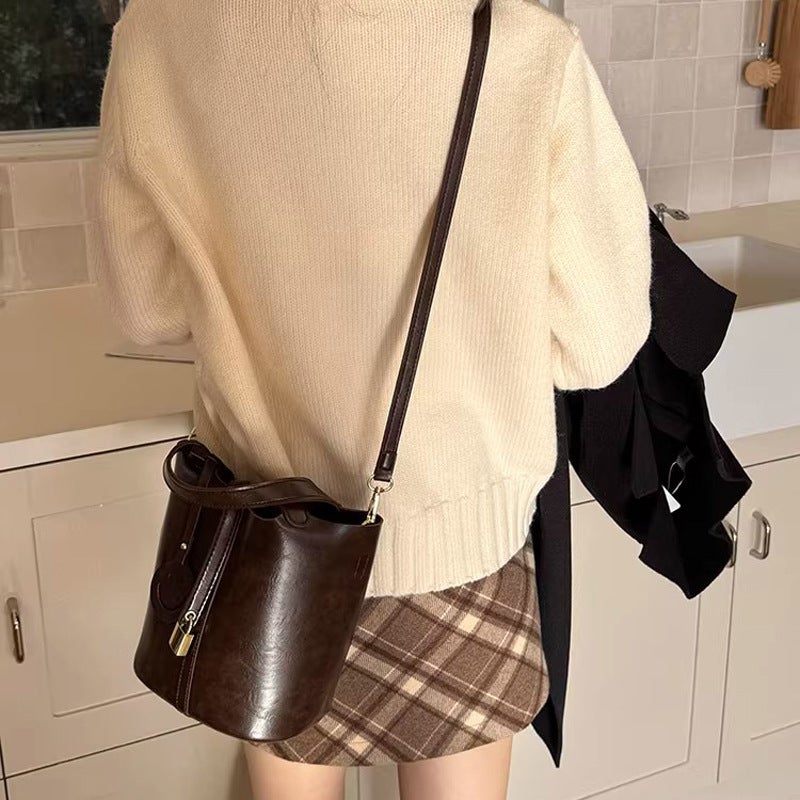 This Year'S Popular -Selling Bags For Women Fashion Niche Crossbody Bag Design Portable Mother-In-Law Bucket Bag - Image 5
