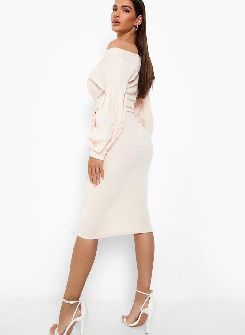boohoo Bardot Belt Detail Ruched Sleeve Dress - Image 2