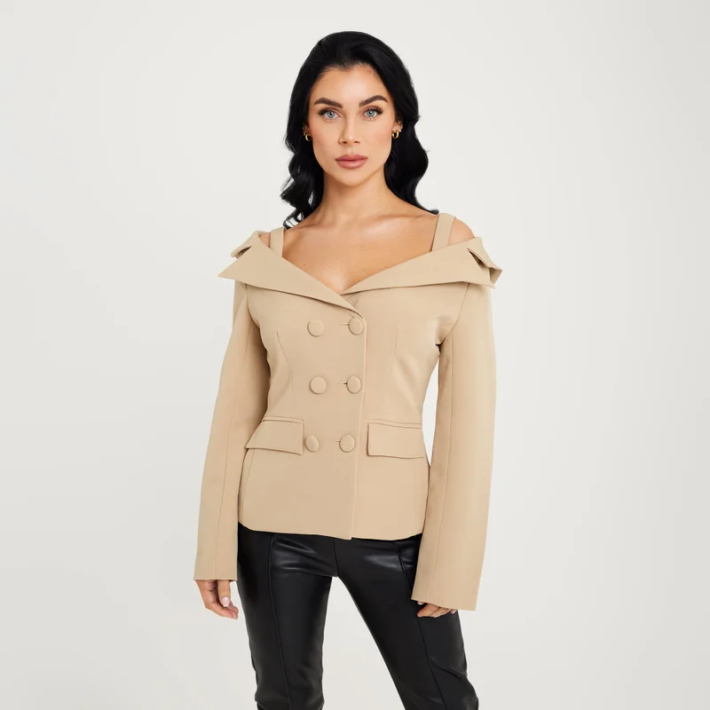 فرانشيسكا أليس camel off shoulder blazer