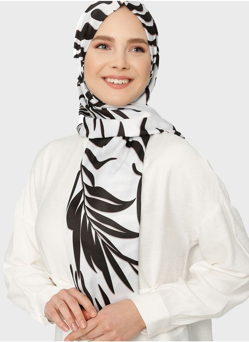 Tuva Shawl by Modanisa - Lightweight Shawl - Image 1