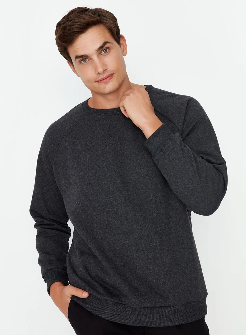 trendyol Essential Sweatshirt