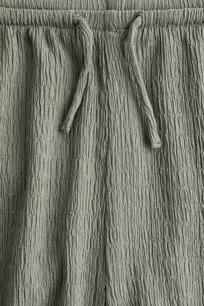 اتش اند ام بنطلون جيرسيه بنقوش