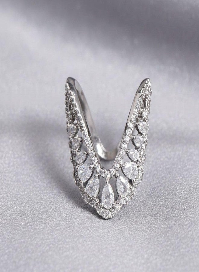 ZEELLO V-Shaped Ring with Pear-Cut Cubic Zirconia Stones, Chevron Design - Image 5
