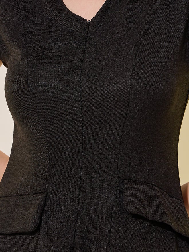 تايك تو فستان ماكسي بصديري ضيق - Image 4