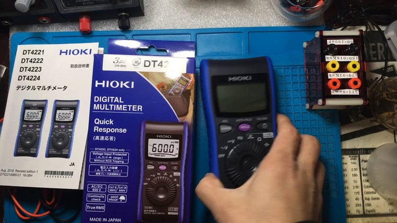 HIOKI DIGITAL MULTIMETER 600V ACDC DT4224 - Image 4