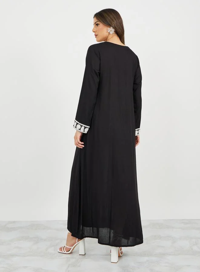Styli Embroidered Notch Neck A-Line Jalabiya