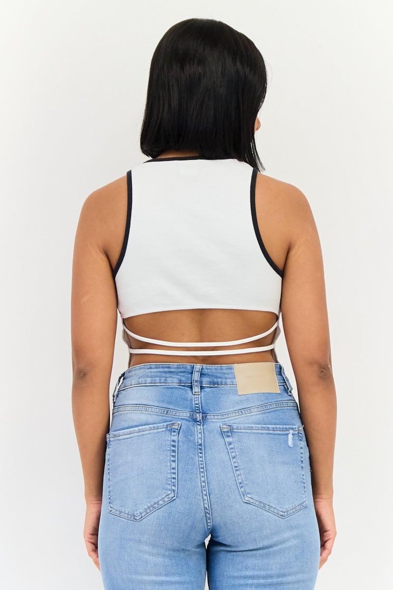 Bershka Women Crew Neck Sleeveless Graphic Print Tank Top, White - Image 3