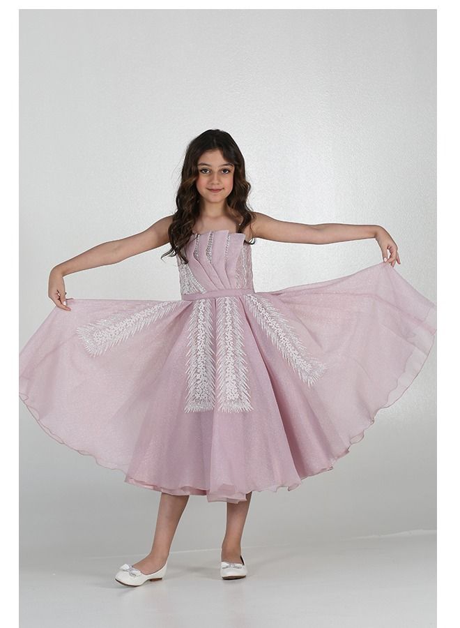 Modern Design A classy evening dress for girls, distinguished by elegant pleats in the chest and elegantly decorated with ribbons of sugar glitter, with a thin belt in the waist on the cloche story  - Image 1