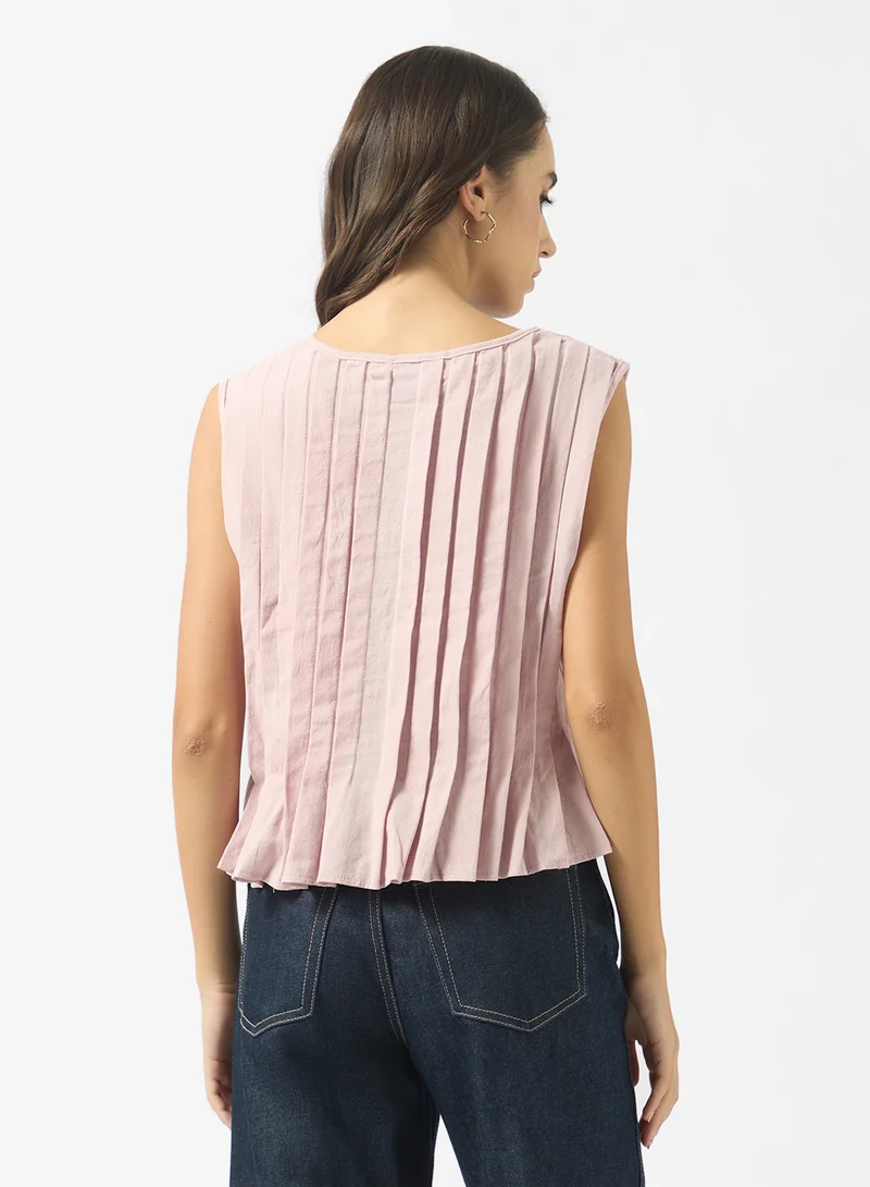 Ginger Pleat Detail Top with Bow Tie Up