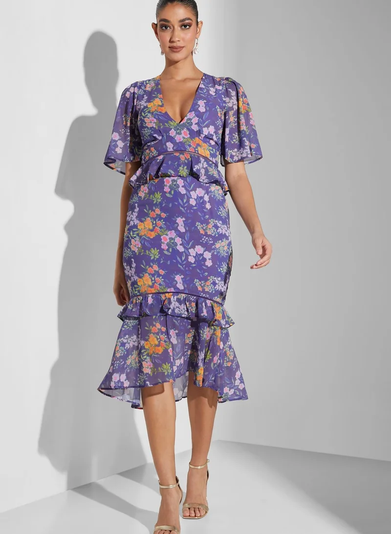 Hope & Ivy Cut Out Ruffle Detail Floral Print Dress