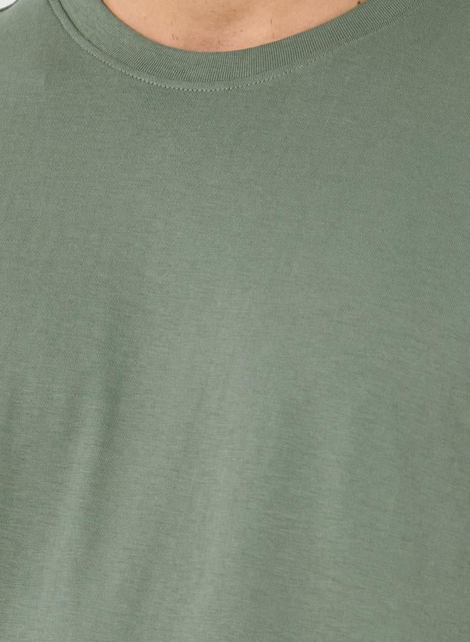 Styli Solid Crew Neck Short Sleeve T-Shirt