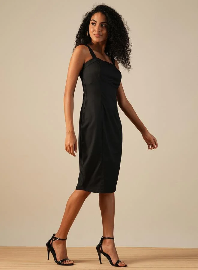 جلو باص Globus Women Black Solid Strappy Sheath Midi Dress with Buckle Detail