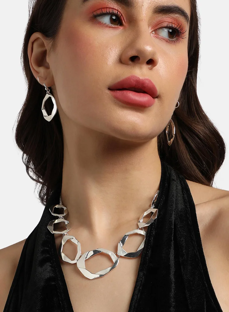 SOHI Metallic Twisted Artificial Jewellery Set