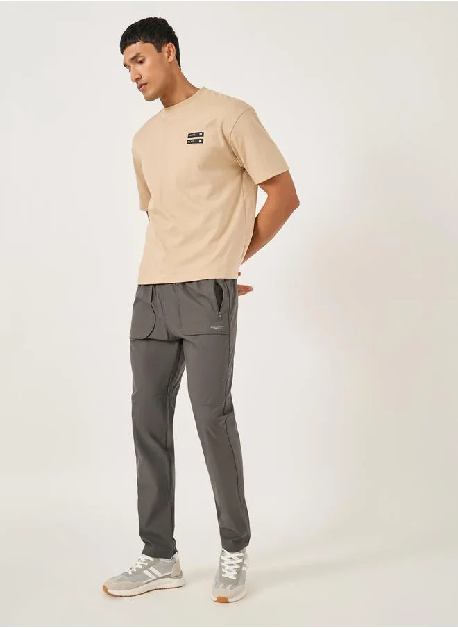 فورت كولينز Men Solid Drawstring Waist Regular Fit Pants