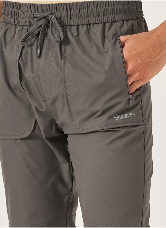 Fort Collins Men Solid Drawstring Waist Regular Fit Pants  - Image 3