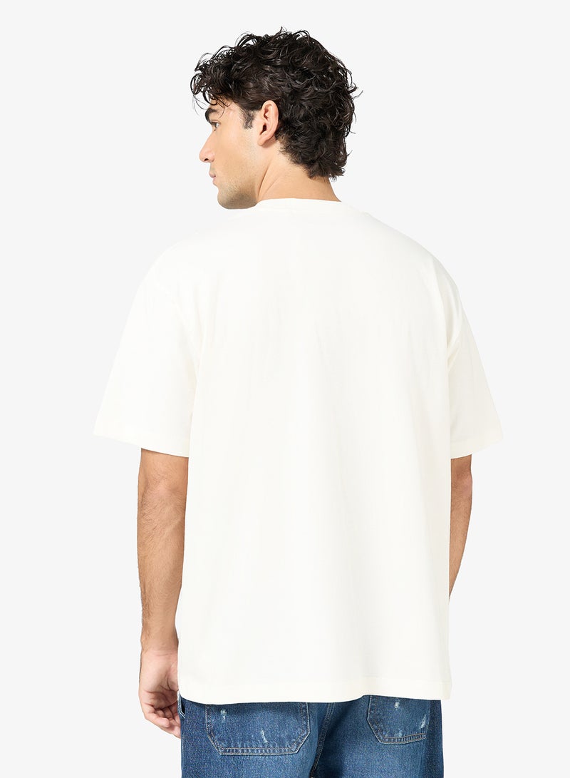 GUESS Unisex Casual Crew Neck Oversized T-Shirt - Image 4