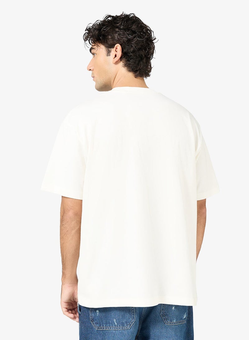 جس تيشيرت كاجوال بياقة دائرية كبير الحجم - Image 4