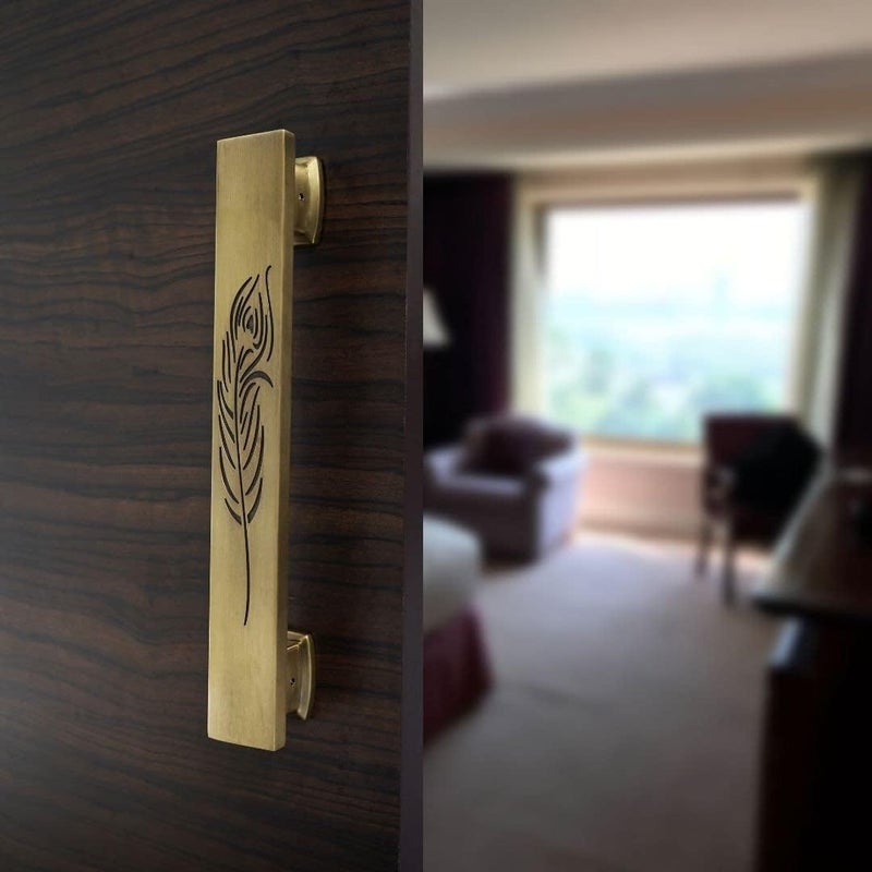 Indeed مقبض باب رئيسي من النحاس بتشطيب عتيق | ديكور منزلي | ديكور باب | مقبض باب نحاسي | تصميم طرق نحاسي 1 (الحجم - 12 بوصة) (صنع في الهند) - Image 1