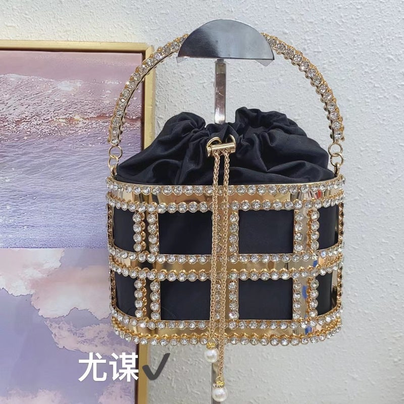 French Metal Vegetable Basket Diamond Bag Dinner Hollow Rhinestone Tassel Pearl Hand-Held Messenger Bag - Image 3