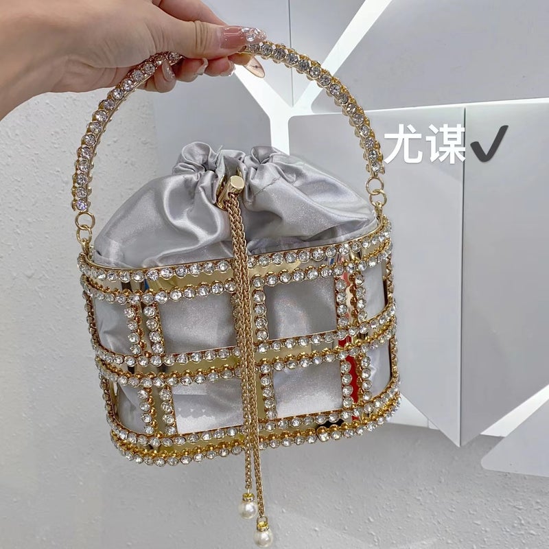 French Metal Vegetable Basket Diamond Bag Dinner Hollow Rhinestone Tassel Pearl Hand-Held Messenger Bag - Image 5