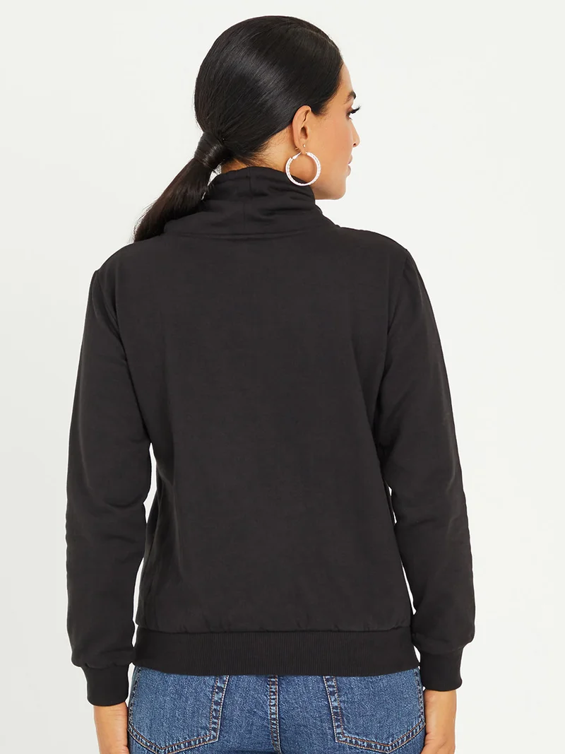 Styli Turtle Neck Regular Fit Pullover Sweatshirt with Zip Pocket