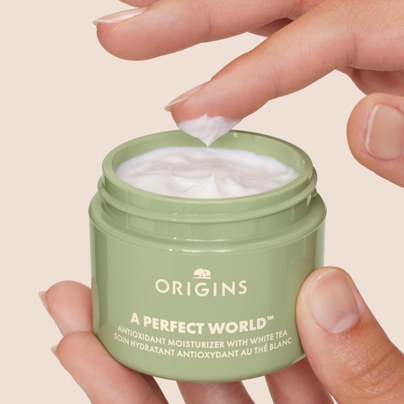 Origins A Perfect World Antioxidant Moisturizer | Keeps Skin Looking Youthful | With White Tea, 1.7 Fl Oz - Image 3