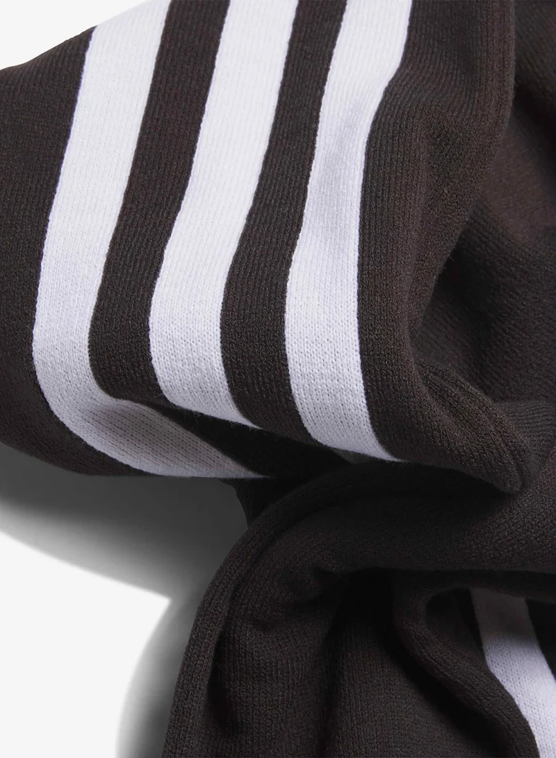 اديداس New Year Scarf