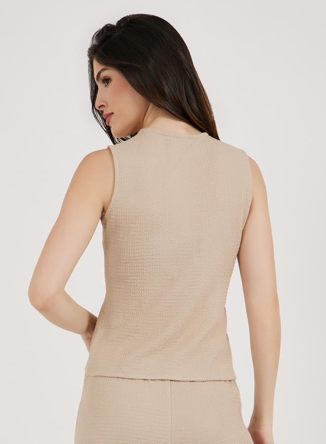 Styli Textured Buttoned Regular Fit Waistcoat  - Image 5