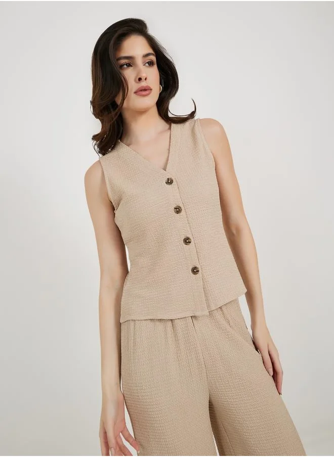 Styli Textured Buttoned Regular Fit Waistcoat