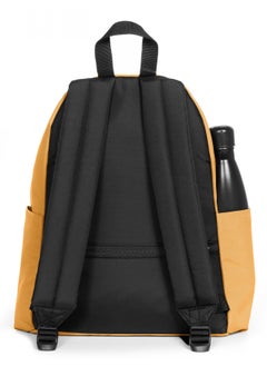 EASTPAK حقيبة ظهر Eastpak Day Pack R متوسطة الحجم باللون الذهبي  - Image 3