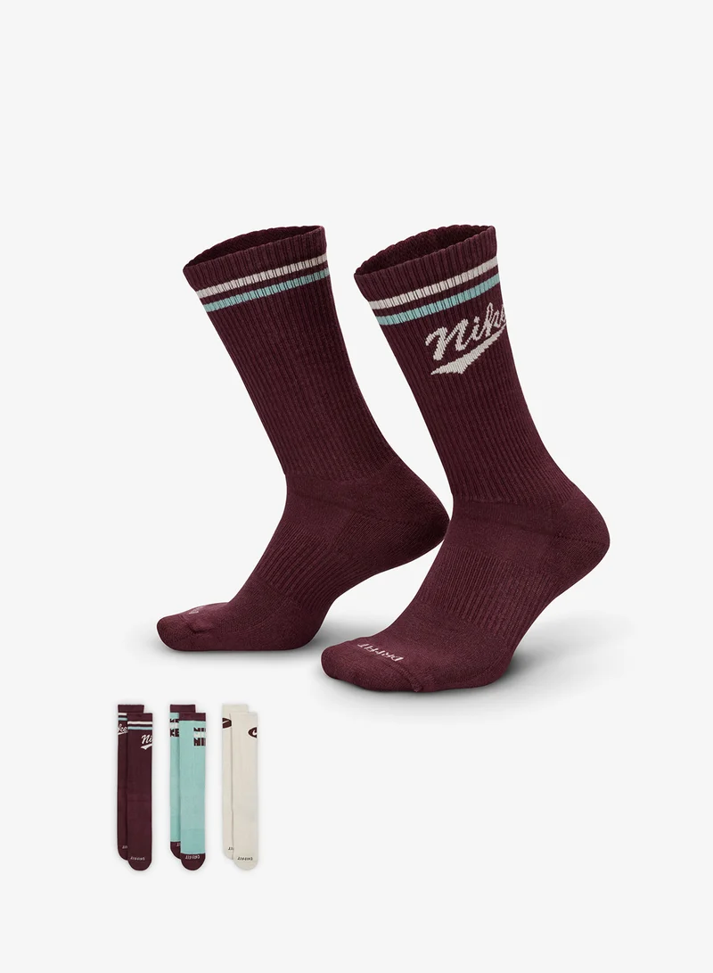 Nike 3 Pack Everyday Plus Crew Lifestyle Socks