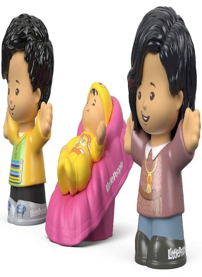 THOMAS & FRIENDS - Fisher-Price Little People Big Helpers Family, Asian - Image 1