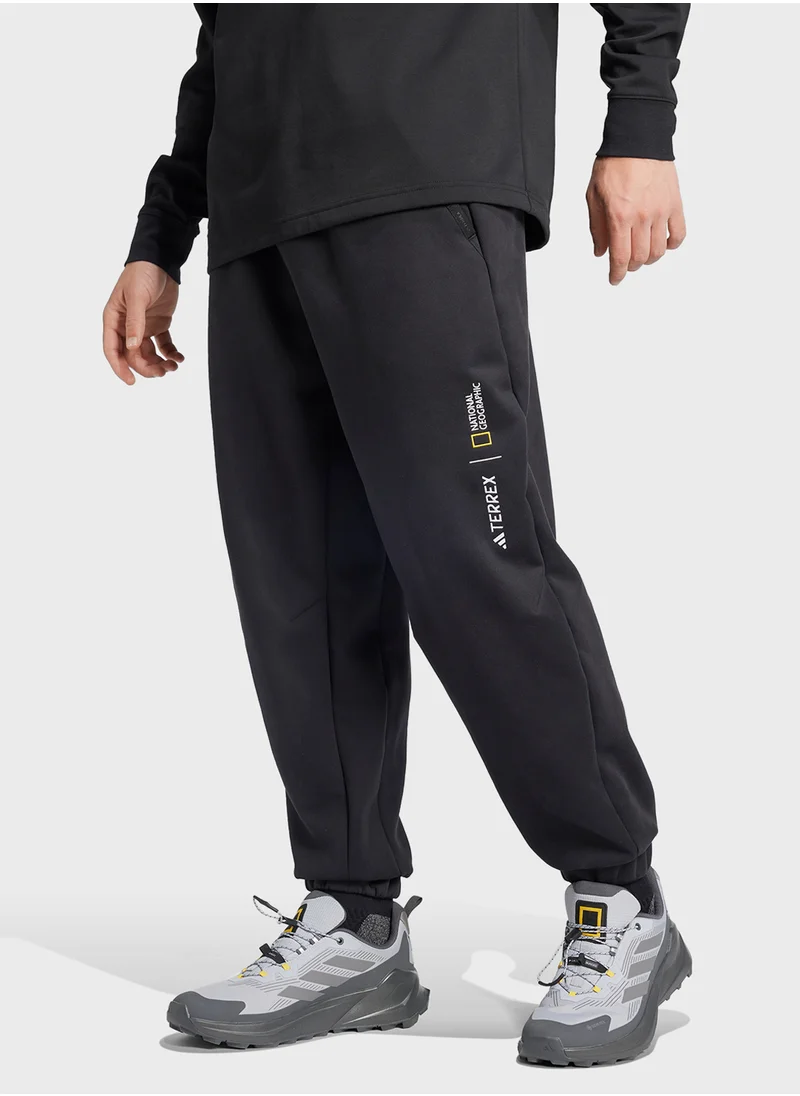 اديداس National Geographic Sweatpants