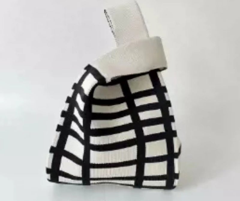 2024 Happy New Girl Two-Color Striped Knitted Portable Shoulder Bag Easiest For Match Fashion Personality Rest Trbottomy Bag - Image 1