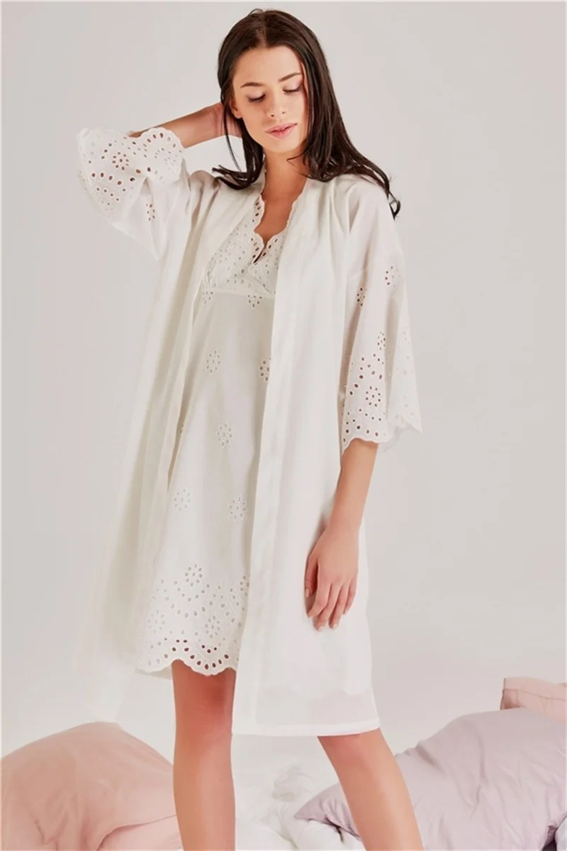 ماجيك فورم 46108 - Single Dressing Gown with Self-Embroidered Pattern