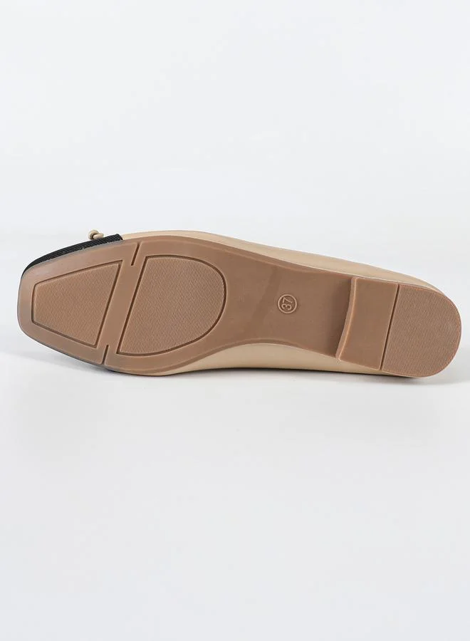 سنيك ايه بيك حذاء باليرينا بنمط كتل الالوان مع فيونكة