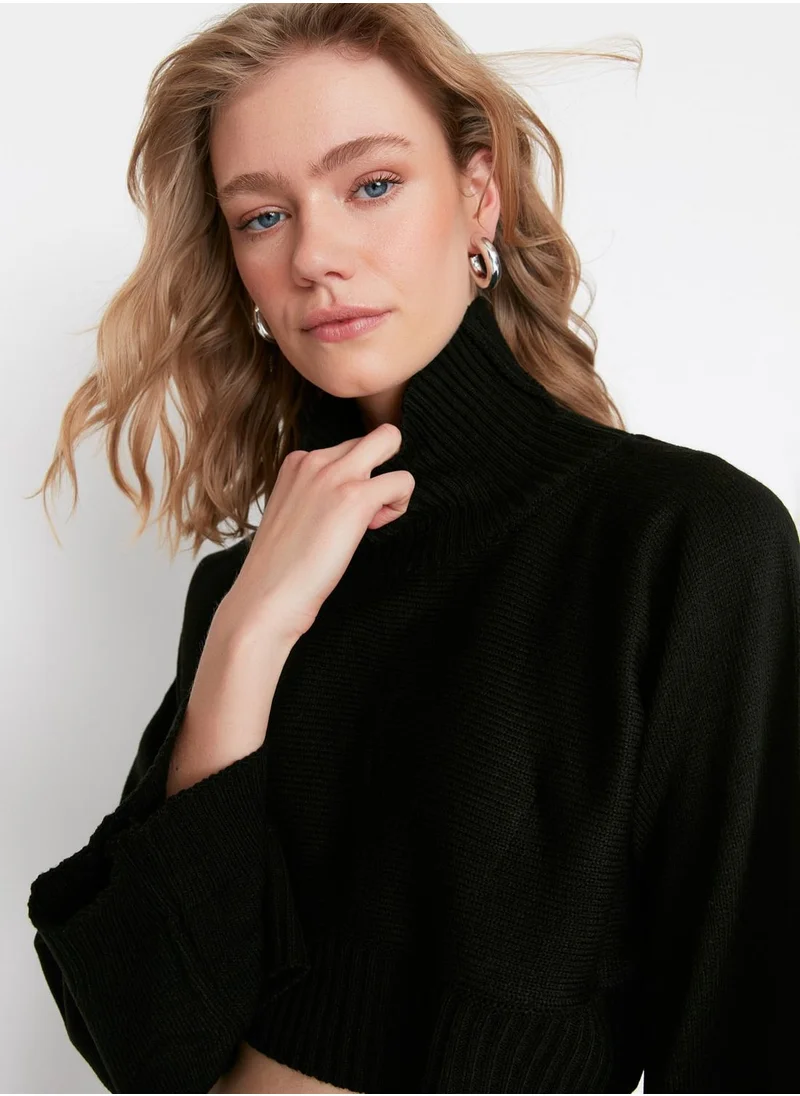 trendyol Turtle Neck Crop Sweater