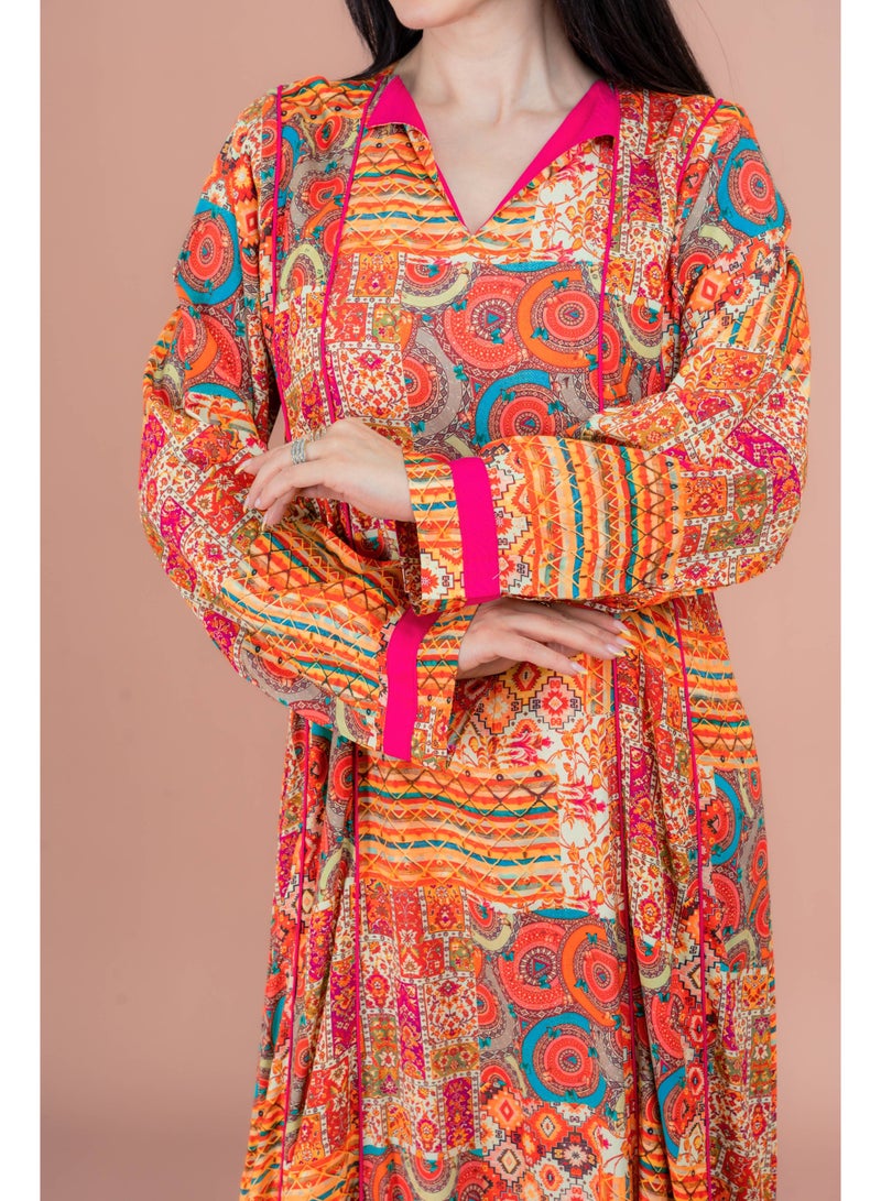اكسا جلابية عصرية مطبوعة بنقوش برتقالية - Image 2