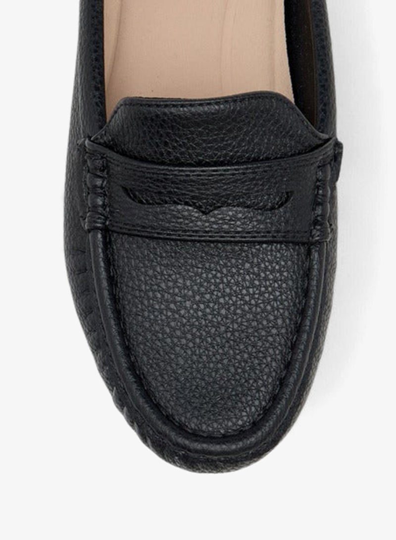 Le Confort Women Textured Slip-On Mules with Cut-Out Detail - Image 4