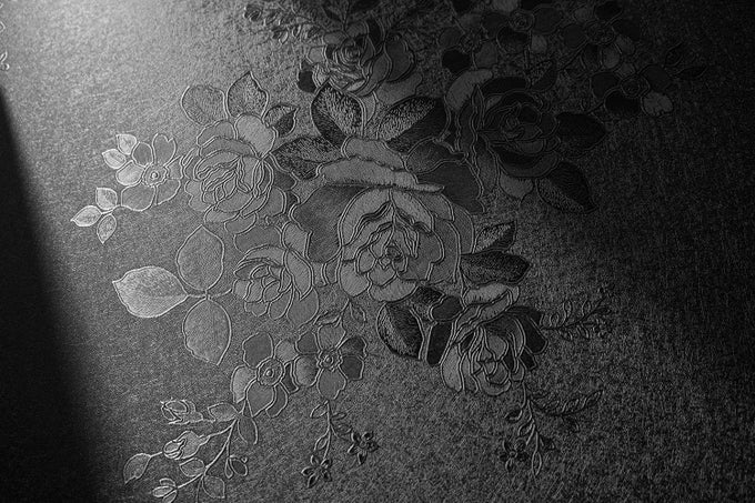 BLACK PEEL AND STICK WALLPAPER FLORAL BLACK WALLPAPER 177INCH X 1181INCH EMBOSSED FLOWER CONTACT PAPER PEEL AND STICK TEXTURED SELF ADHESIVE REMOVABLE WALL PAPER FLORAL VINYL FOR CABINETS