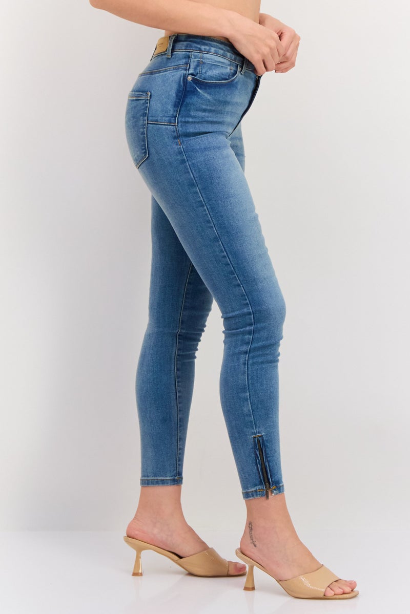 VERO MODA Women Regular Fit Washed Denim Jean, Blue  - Image 2