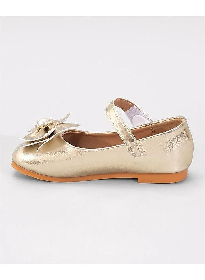 Mark & Mia Mark & Mia Bow Detailed Pearl & Rhinestones Embellished Velcro Closure Ballerinas - Gold