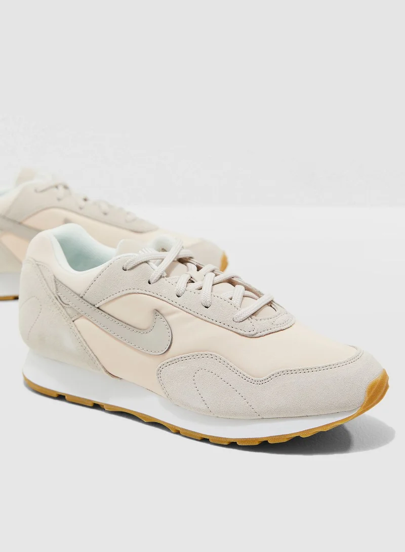 Nike Outburst
