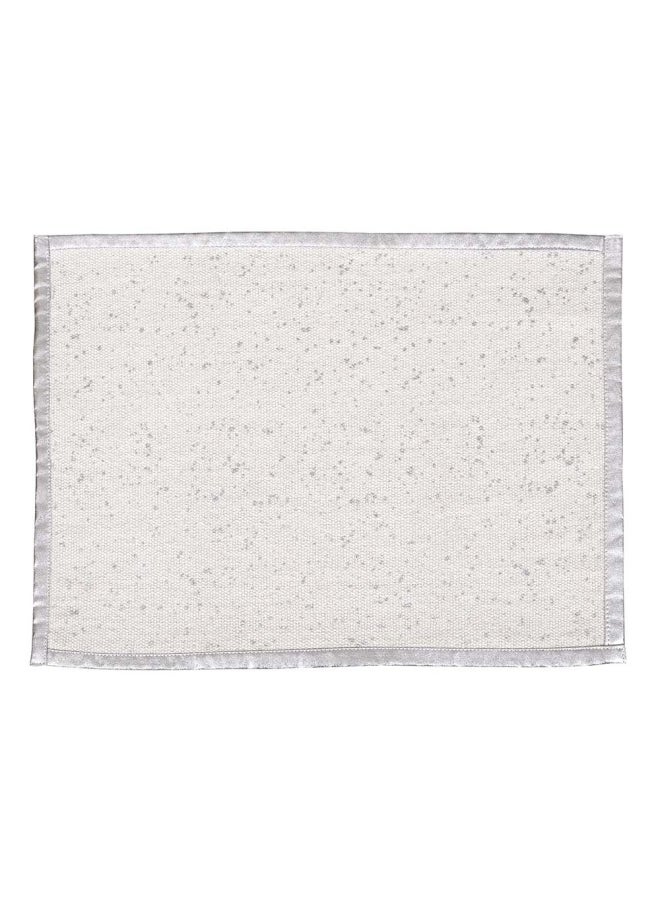 DANUBE HOME مفرش طاولة لؤلؤي طبيعي/فضي 33×45 سم 