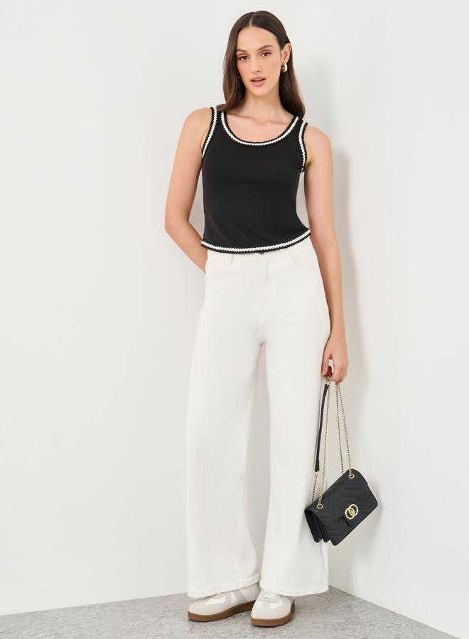 ستايلي بلوزة بلا أكمام سوداء مضلعة بحواف متباينة - Image 2