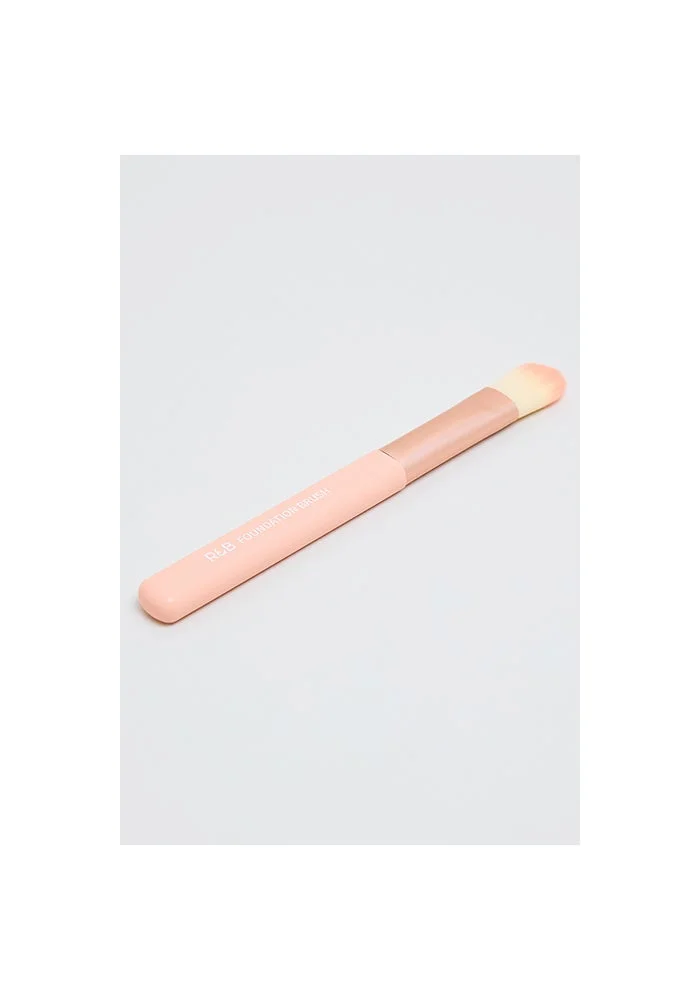 أر أند بي Foundation Brush