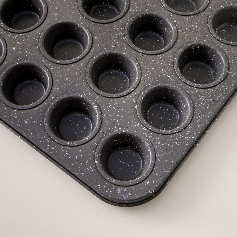 ألبرتو البرتو صينية مافن 24 أكواب من الصلب الكربوني 2.3*26* 38سم باللون الرمادي - Image 3