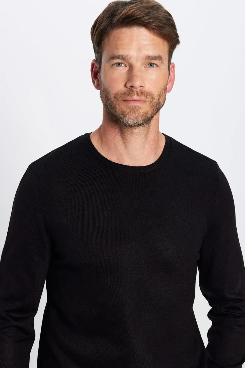 Tudors Slim Fit Narrow Cut Crew Neck Anti-Pilling Soft Textured Black Men's Sweater